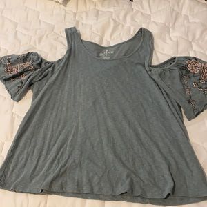 American Eagle cold shoulder top